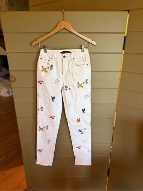 Biden White Embroidered Women Jeans with Multicolor Bird Motif